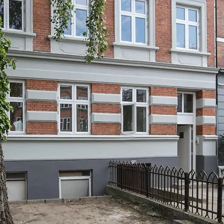 Beautiful 2-bed In Great Location *